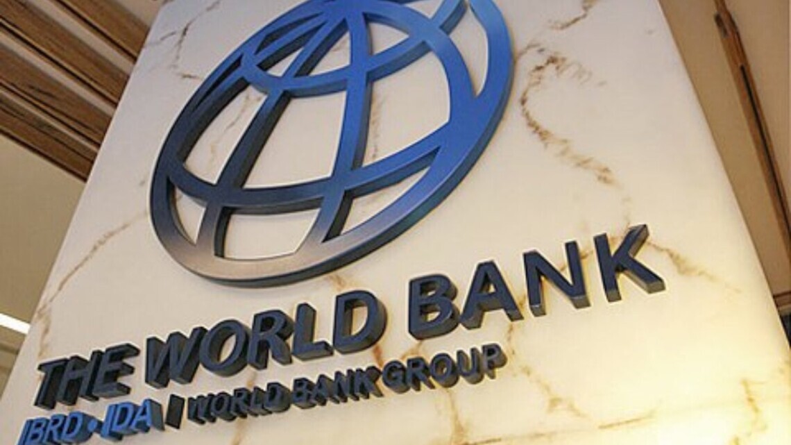 Щомісяця Світовий банк надаватиме Україні близько 200 млн доларів – кошти підуть на оплату праці держслужбовців та вчителів.