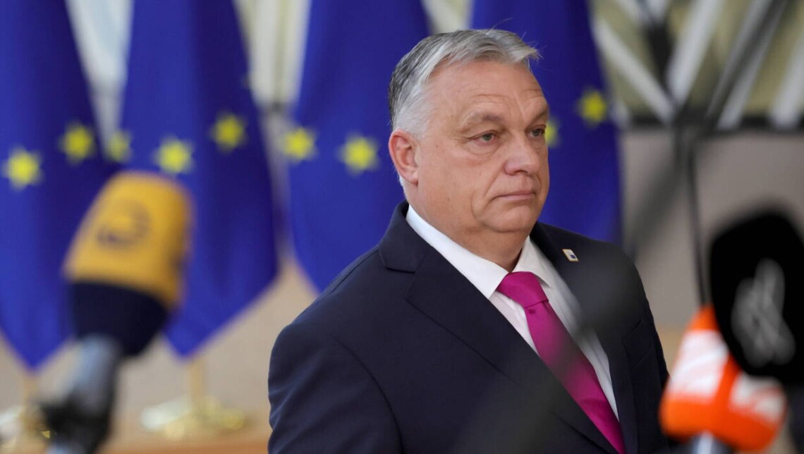 Країни Євросоюзу розглядають можливість позбавити Угорщину права голосу, щоб розблокувати надання Україні 50 млрд євро.