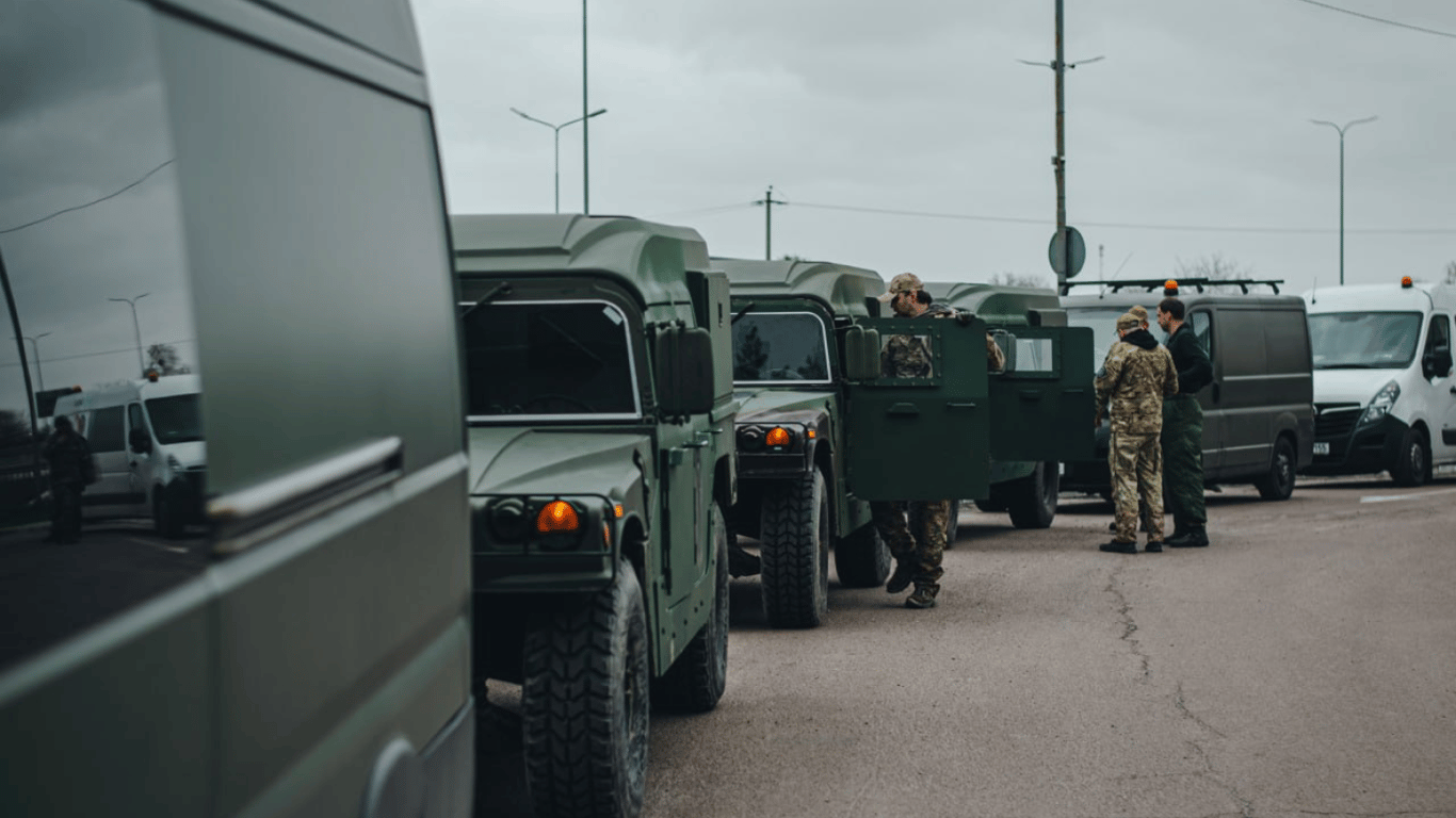 Авто для ЗСУ — волонтерів штрафують за допомогу армії