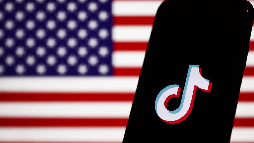 Застосунок TikTok став недоступним у США за кілька годин до того, як відповідна заборона набула чинності.