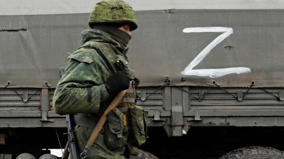 У Генштабі підтверджують, що за добу росія втратила 1100 військових, 7 танків, 8 ББМ, 48 артилерійських систем, РСЗВ, 12 літаків, ППО, 126 безпілотників.