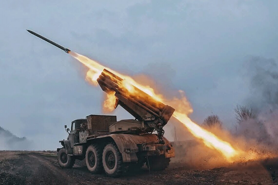 Втрати росії в Україні зараз становлять 1 017 720 вбитих Генштаб ЗСУ оновив дані щодо втрат росіян на фронті в Україні. Минулої доби ворог втратив ще 1000 своїх військових.