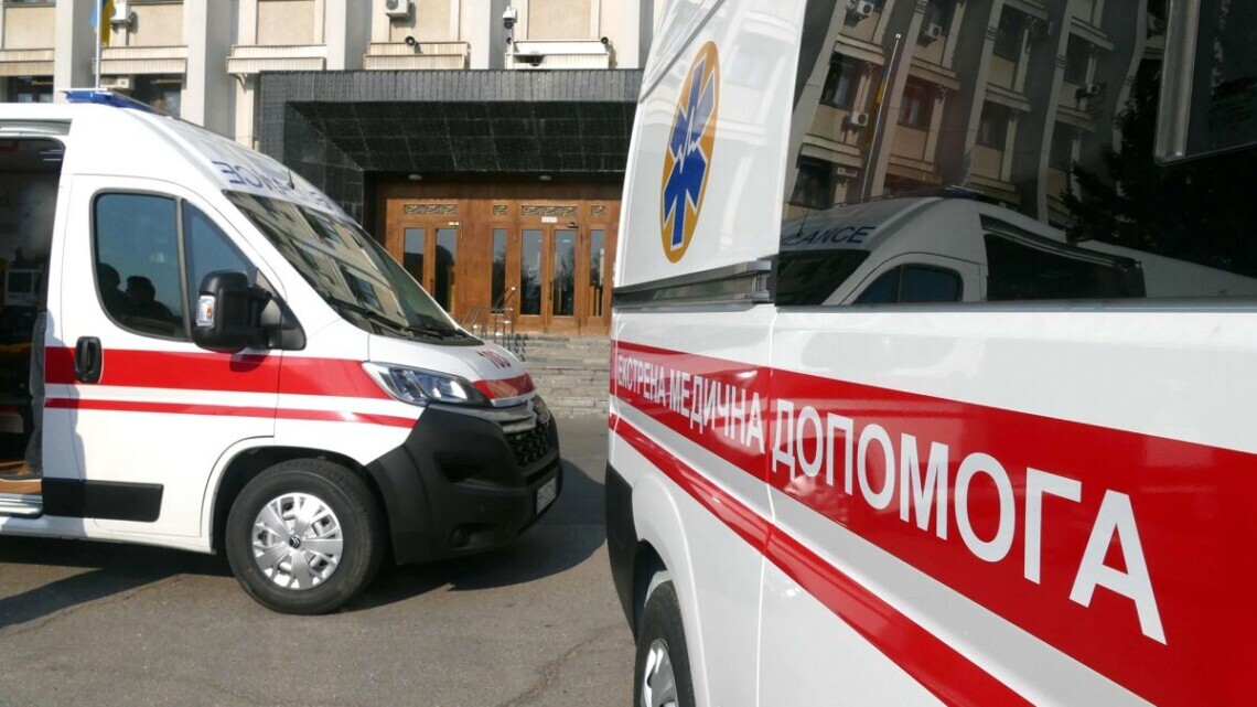 Одна людина загинула та щонайменше п’ятеро поранені внаслідок повторного російського удару по центральній частині Харкова у суботу, 7 червня.